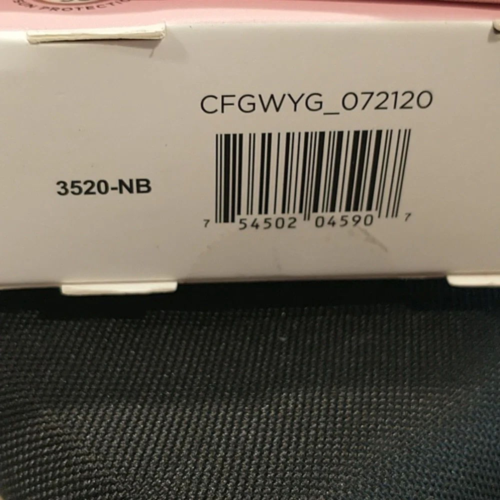 ⛵ 5/$15 Guardwell Youth Pink Face Protector